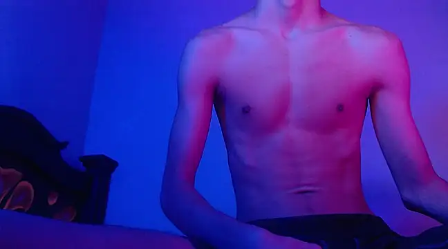 Snapshot of isaaclatino chatting on January 2025 12:37:01 AM isaaclatino online show from January 2025 12:37:01 AM