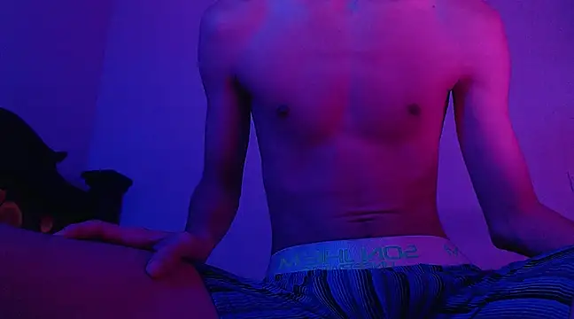 Snapshot of isaaclatino chatting on January 2025 03:26:02 AM isaaclatino online show from January 2025 03:26:02 AM