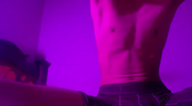 Snapshot of isaaclatino chatting on February 2025 05:29:02 AM isaaclatino online show from February 2025 05:29:02 AM