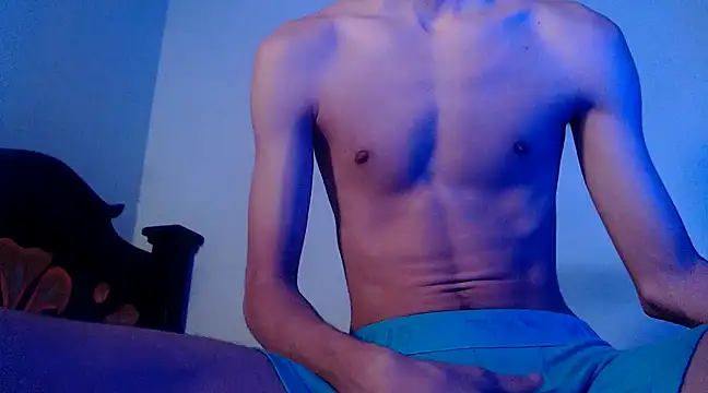 Snapshot of isaaclatino chatting on February 2025 04:47:01 AM isaaclatino online show from February 2025 04:47:01 AM