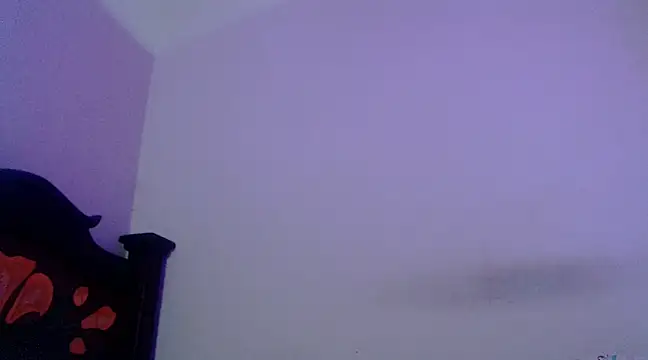 Snapshot of isaaclatino chatting on March 2025 03:44:01 AM isaaclatino online show from March 2025 03:44:01 AM