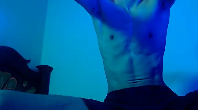 Snapshot of isaaclatino chatting on March 2025 03:02:02 AM isaaclatino online show from March 2025 03:02:02 AM