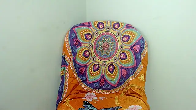 isaaclatino online show from April 2026 07:33:01 AM