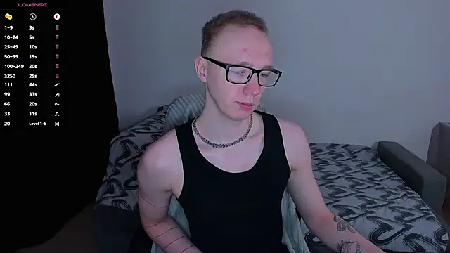 Snapshot of Alex_silents chatting on March 2026 02:37:01 AM Alex silents online show from March 2026 02:37:01 AM