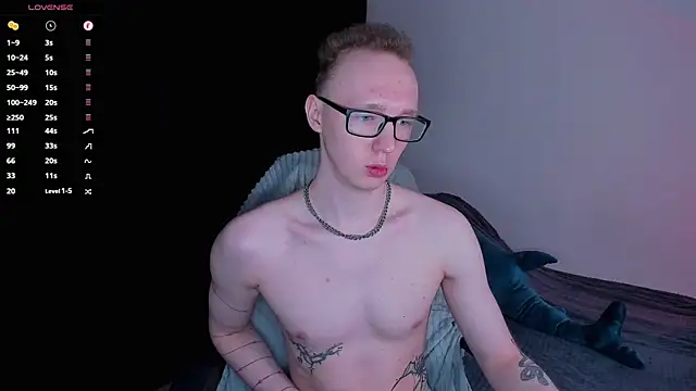 Alex silents online show from April 2026 07:11:01 PM