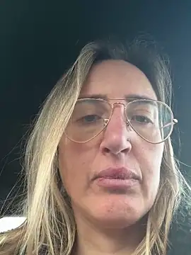 casalinga88 online show from February 2025 03:04:02 PM