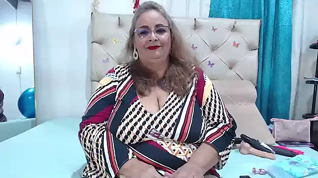 Snapshot of BBW_salome chatting on December 2024 07:16:02 PM BBW salome online show from December 2024 07:16:02 PM
