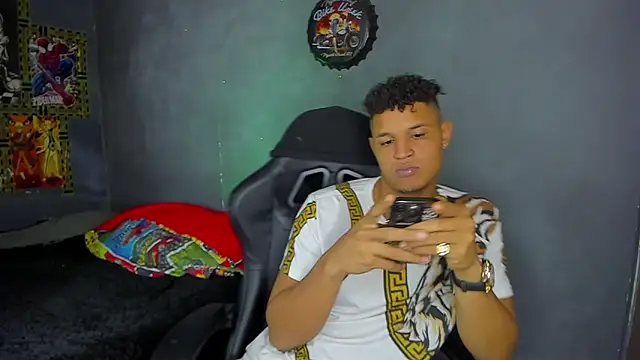 Snapshot of jlca_black_x chatting on February 2025 10:26:02 PM jlca black x online show from February 2025 10:26:02 PM