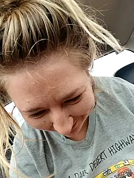 xWhoreAbleX Pika online show from March 2025 03:36:02 AM