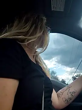 xWhoreAbleX Pika online show from September 2025 06:30:01 PM