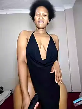 Snapshot of Curvy_sluty chatting on January 2025 06:12:02 PM Curvy sluty online show from January 2025 06:12:02 PM
