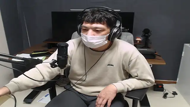 Snapshot of tokimori chatting on February 2025 06:15:02 AM tokimori online show from February 2025 06:15:02 AM