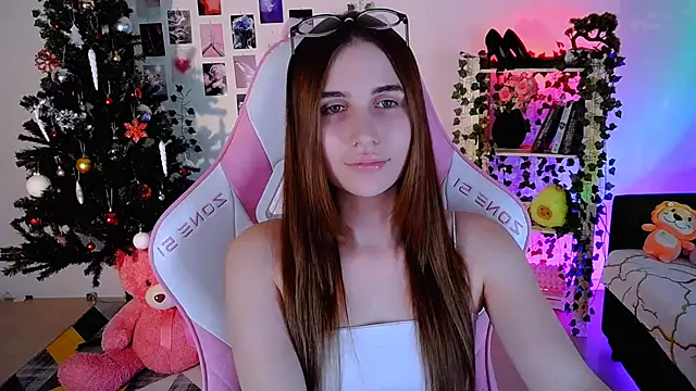 Snapshot of AliceCharmy chatting on December 2024 02:55:01 PM AliceCharmy online show from December 2024 02:55:01 PM