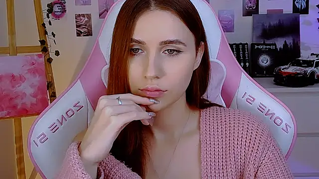 Snapshot of AliceCharmy chatting on January 2025 01:38:02 PM AliceCharmy online show from January 2025 01:38:02 PM