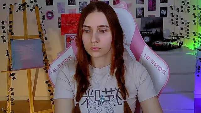 Snapshot of AliceCharmy chatting on February 2025 05:46:02 PM AliceCharmy online show from February 2025 05:46:02 PM
