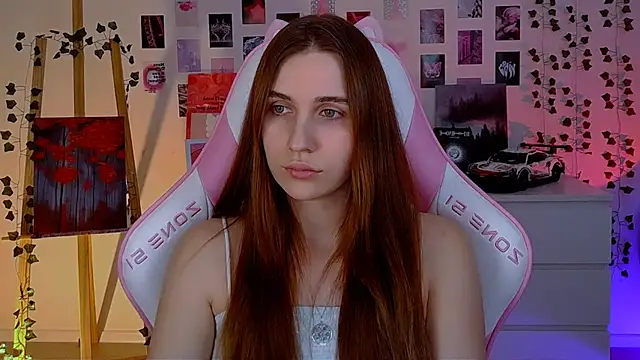 Snapshot of AliceCharmy chatting on February 2025 04:16:02 PM AliceCharmy online show from February 2025 04:16:02 PM