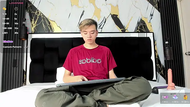 bunny maxi online show from December 2024 12:34:02 PM