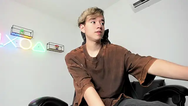 bunny maxi online show from January 2025 03:43:01 PM