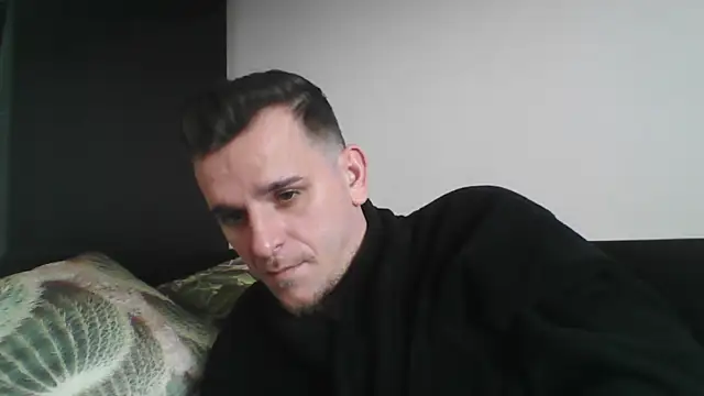 Snapshot of Huge_cock22cm chatting on January 2025 10:34:02 AM Huge cock22cm online show from January 2025 10:34:02 AM