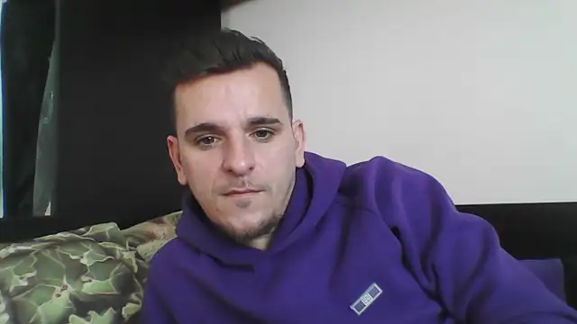 Snapshot of Huge_cock22cm chatting on January 2025 08:40:02 AM Huge cock22cm online show from January 2025 08:40:02 AM