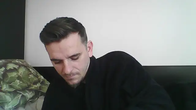 Snapshot of Huge_cock22cm chatting on March 2025 06:49:01 AM Huge cock22cm online show from March 2025 06:49:01 AM