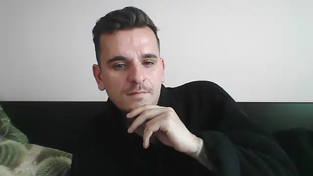 Snapshot of Huge_cock22cm chatting on March 2025 10:37:01 AM Huge cock22cm online show from March 2025 10:37:01 AM