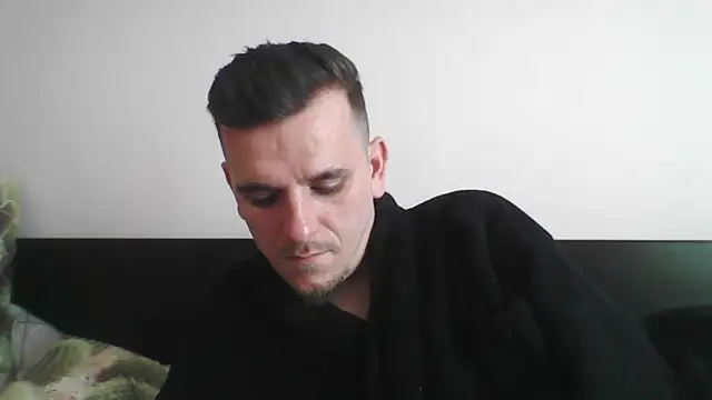 Snapshot of Huge_cock22cm chatting on March 2025 11:33:02 AM Huge cock22cm online show from March 2025 11:33:02 AM
