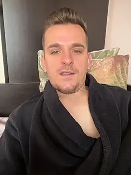 Snapshot of Huge_cock22cm chatting on April 2026 08:31:02 AM Huge cock22cm online show from April 2026 08:31:02 AM