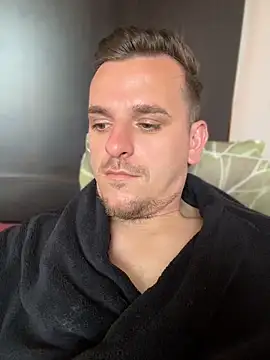 Snapshot of Huge_cock22cm chatting on June 2026 01:28:01 PM Huge cock22cm online show from June 2026 01:28:01 PM