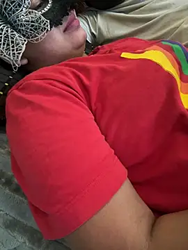 Snapshot of Magical-Couple-telugu chatting on December 2024 02:06:01 PM Magical-Couple-telugu online show from December 2024 02:06:01 PM