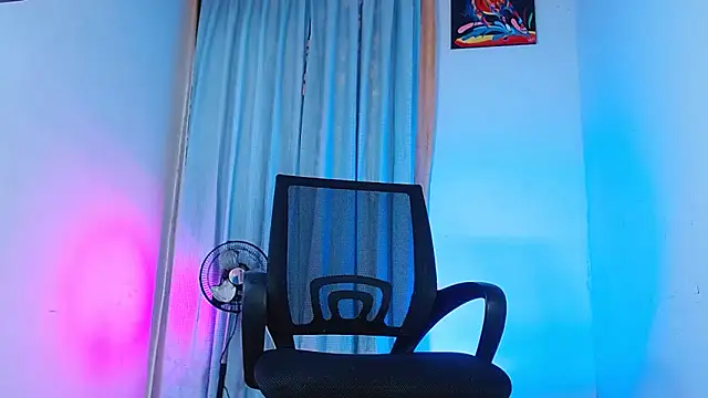 DanteSantoro online show from February 2026 04:43:01 PM