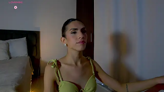 AlanaSofiia online show from July 2026 02:43:02 PM