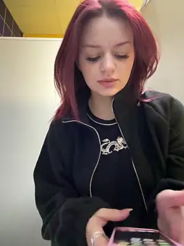 littlebitchess online show from December 2025 03:24:02 AM