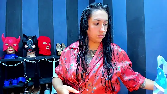 Snapshot of LucyStrike_ chatting on January 2025 03:04:02 AM LucyStrike online show from January 2025 03:04:02 AM