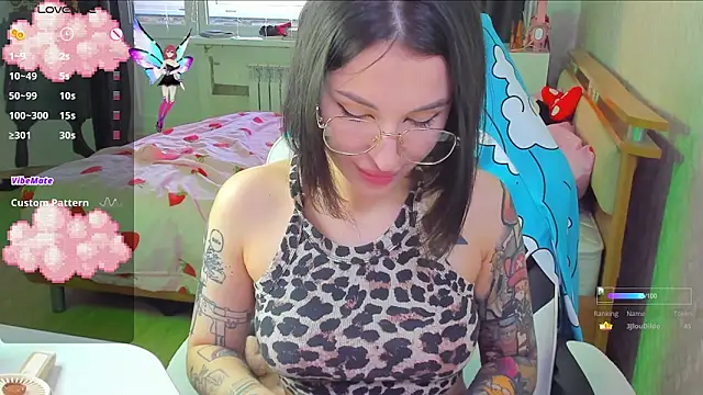 folinskayyya online show from April 2026 05:44:02 AM