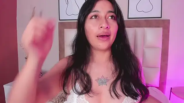 LisaHadwin online show from December 2024 06:16:01 PM