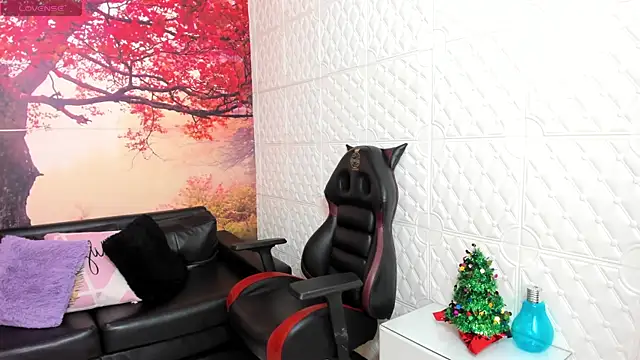 Snapshot of Alessandraa_ferri_ chatting on December 2024 08:15:01 PM Alessandraa ferri online show from December 2024 08:15:01 PM