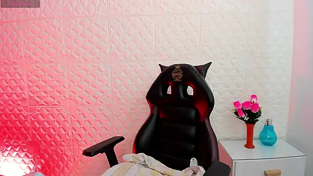 Snapshot of Alessandraa_ferri_ chatting on February 2025 09:06:01 PM Alessandraa ferri online show from February 2025 09:06:01 PM