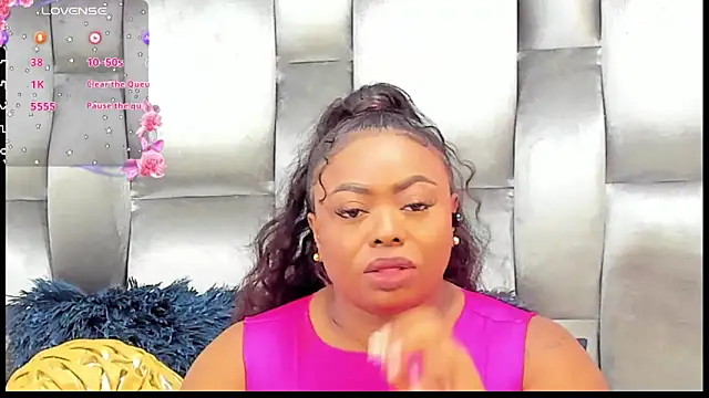 CamilaBenitez online show from April 2026 10:47:02 PM