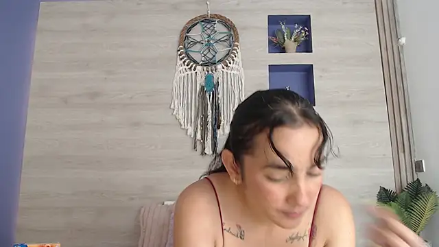 Dakotagloss online show from May 2026 09:53:02 PM