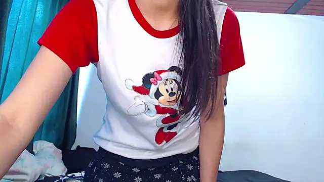 Snapshot of Ariel_Zeo1 chatting on December 2024 07:00:01 PM Ariel Zeo1 online show from December 2024 07:00:01 PM