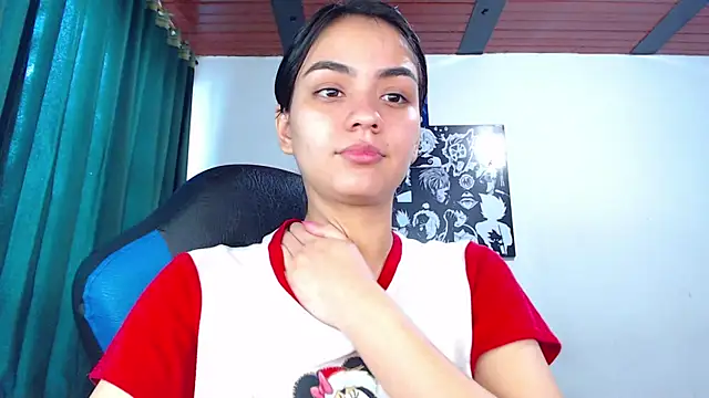 Snapshot of Ariel_Zeo1 chatting on December 2024 07:41:02 PM Ariel Zeo1 online show from December 2024 07:41:02 PM