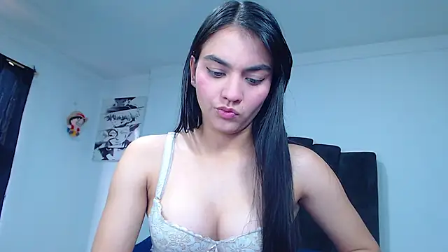 Snapshot of Ariel_Zeo1 chatting on November 2025 07:25:02 PM Ariel Zeo1 online show from November 2025 07:25:02 PM