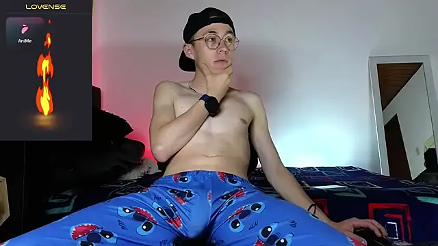 Elian Cooper online show from December 2024 09:12:02 AM