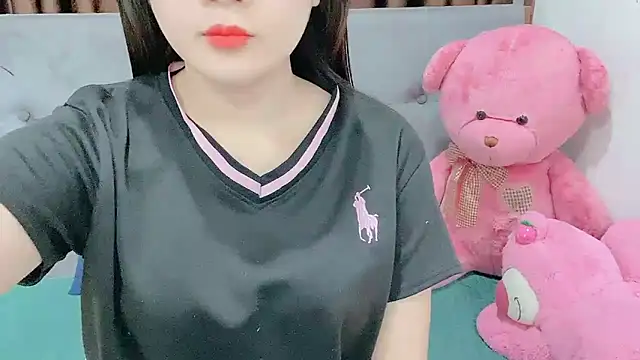 Snapshot of Funikio chatting on March 2025 10:51:01 AM Funikio online show from March 2025 10:51:01 AM