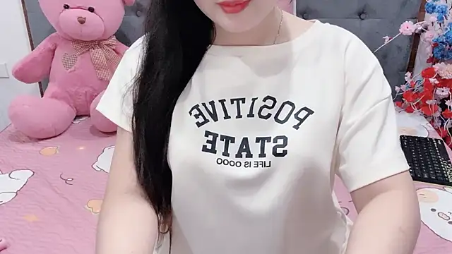 Funikio online show from April 2026 01:23:02 AM