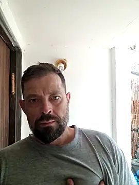 Snapshot of zefside42 chatting on November 2025 10:38:01 AM zefside42 online show from November 2025 10:38:01 AM