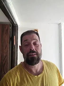 Snapshot of zefside42 chatting on November 2025 11:43:02 AM zefside42 online show from November 2025 11:43:02 AM