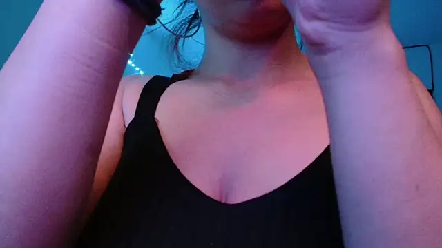 Aylinn diaz online show from June 2026 10:52:02 AM