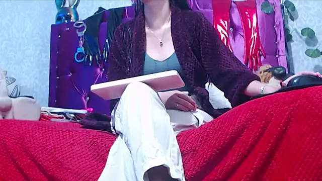 AyshaScott online show from February 2026 12:43:02 PM